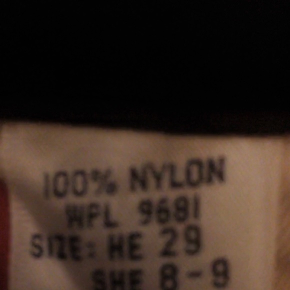 Vintage 80’s parachute pants w/expanding zipper. By Cotler. Unisex. Olive Green - Picture 2 of 3